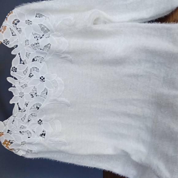 Sweater - Picture 5 of 16